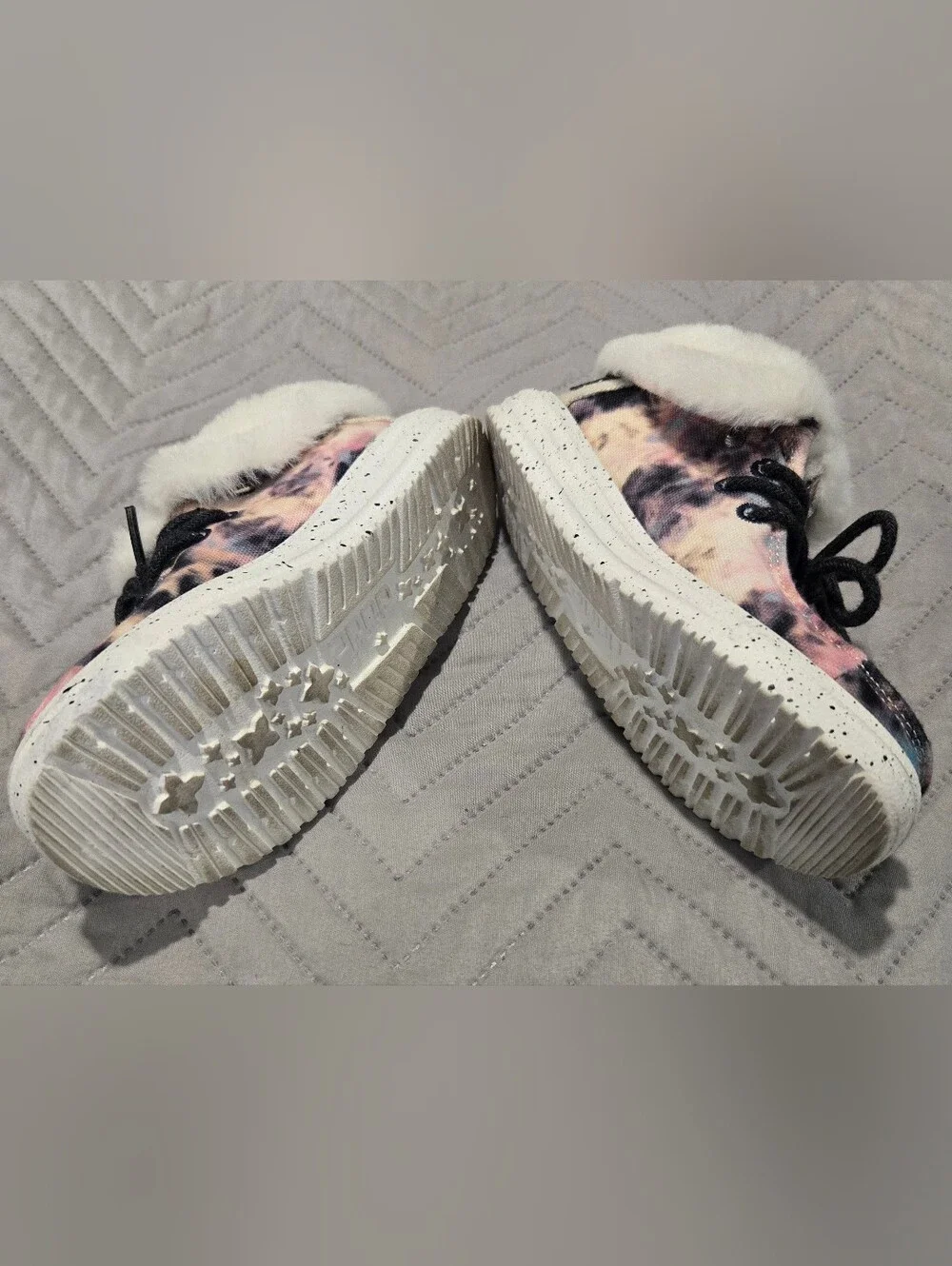 Hey Dude Kids Britt Tie-Dye Faux Fur Lined Moccasins - Pink/Blue/Black